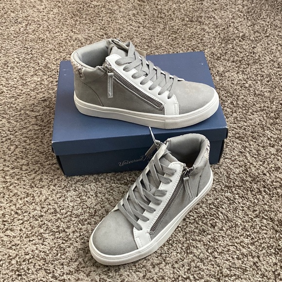 Universal Thread Shoes - NWT Universal Thread Brooklyn High Top Sneaker Gray Faux Suede Snakeskin